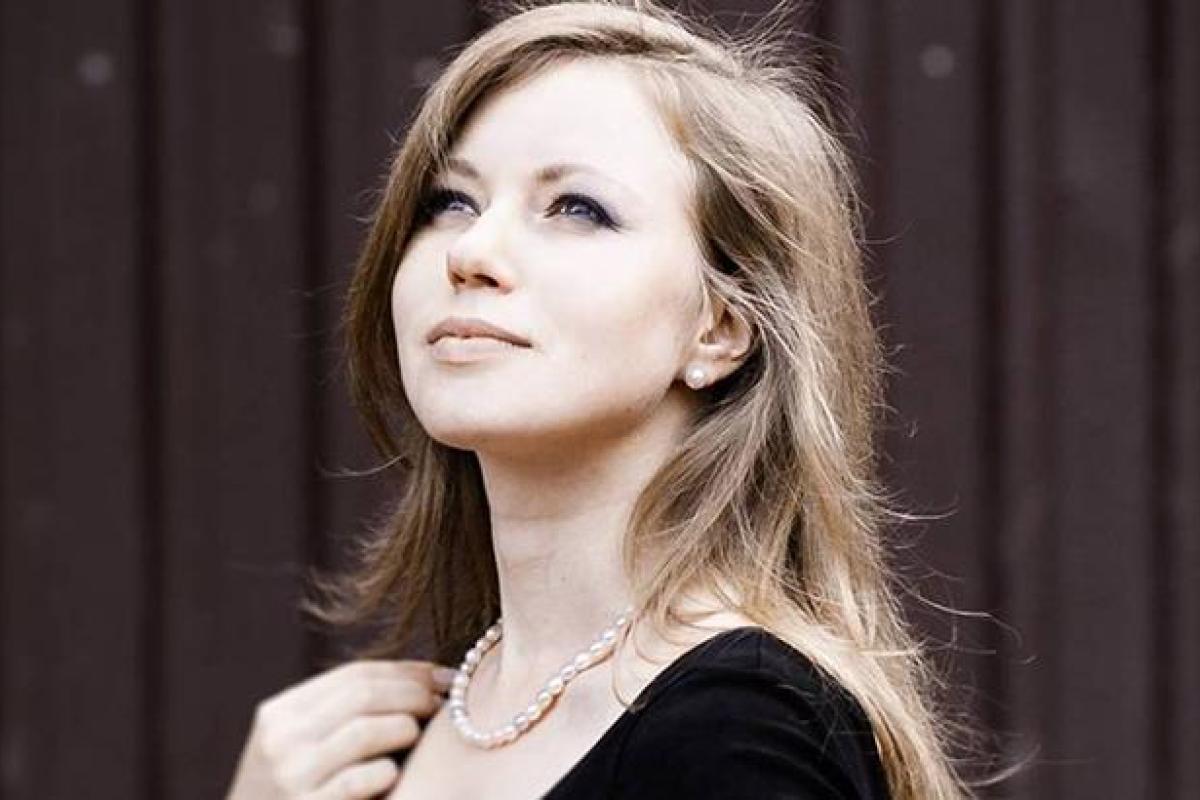 Депутат Львовского горсовета попала в скандал из-за Гитлера Депутат Львовского горсовета попала в скандал из-за Гитлера