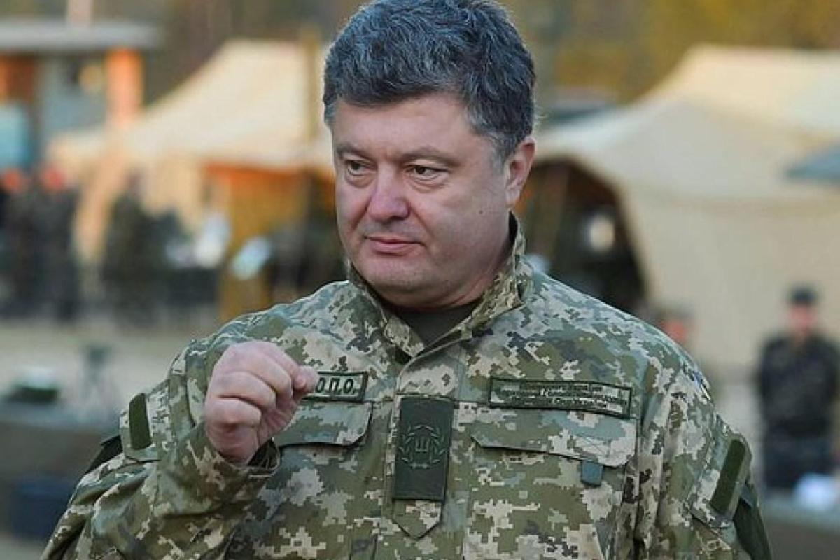 Порошенко: Уж очень быстро стало понятно, чем грозит для каждого украинца "русский мир" Порошенко: Уж очень быстро стало понятно, чем грозит для каждого украинца "русский мир"