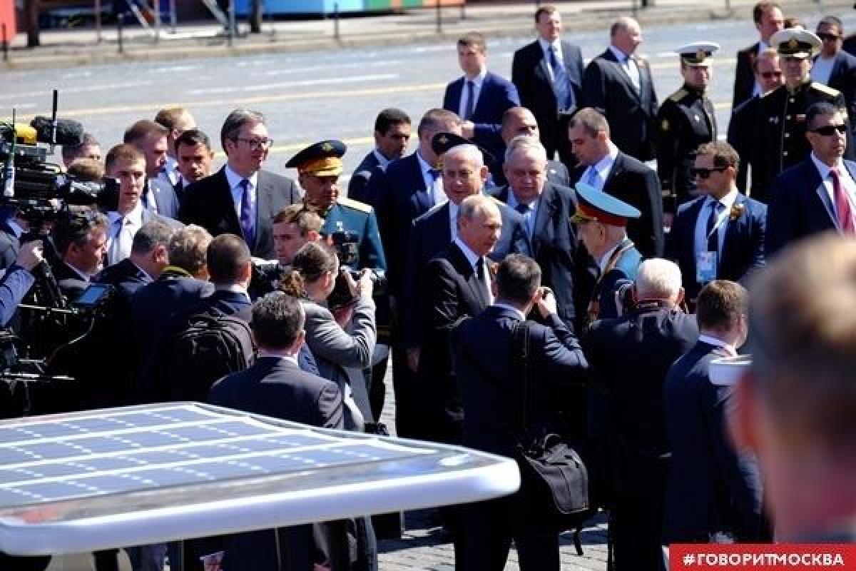 Песков прокомментировал инцидент с ветераном и охраной Путина Песков прокомментировал инцидент с ветераном и охраной Путина