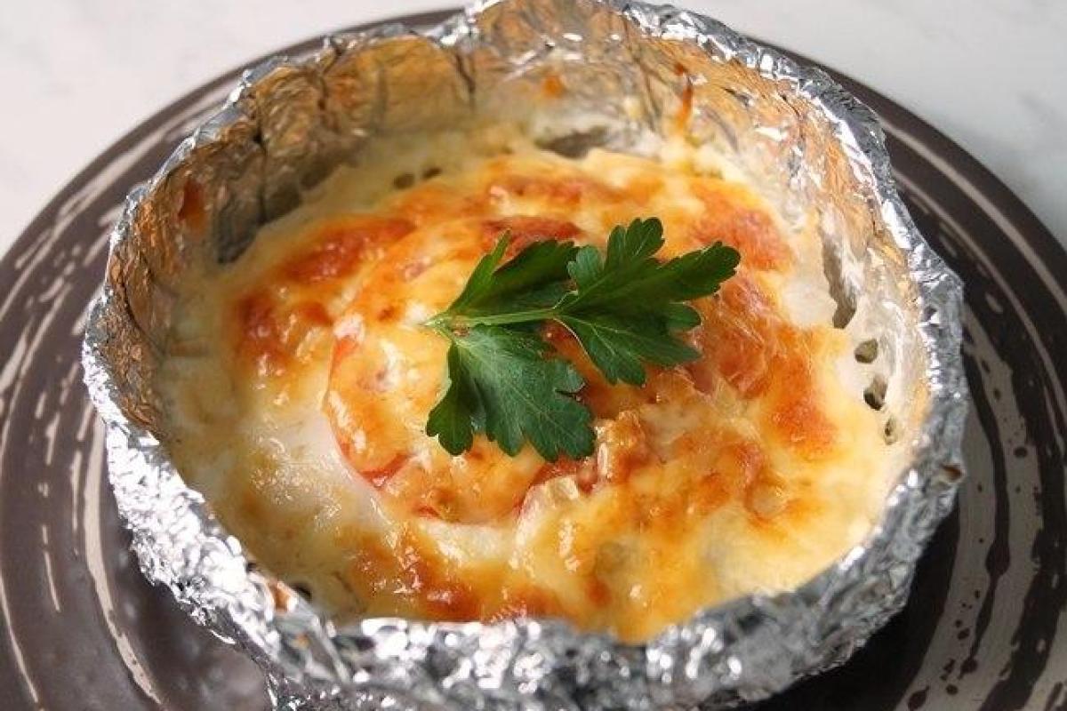 Куриное филе "Сюрприз", запеченное в фольге Куриное филе "Сюрприз", запеченное в фольге