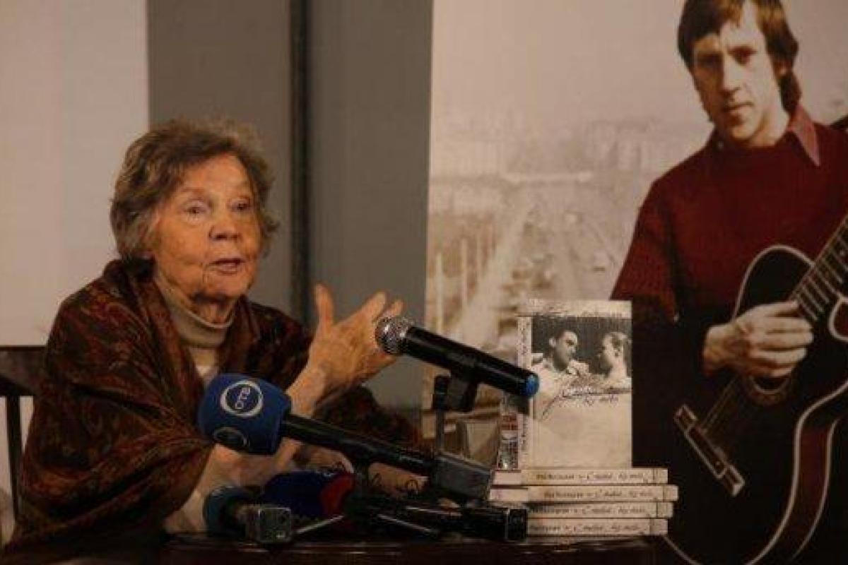 В России умерла первая супруга Владимира Высоцкого В России умерла первая супруга Владимира Высоцкого