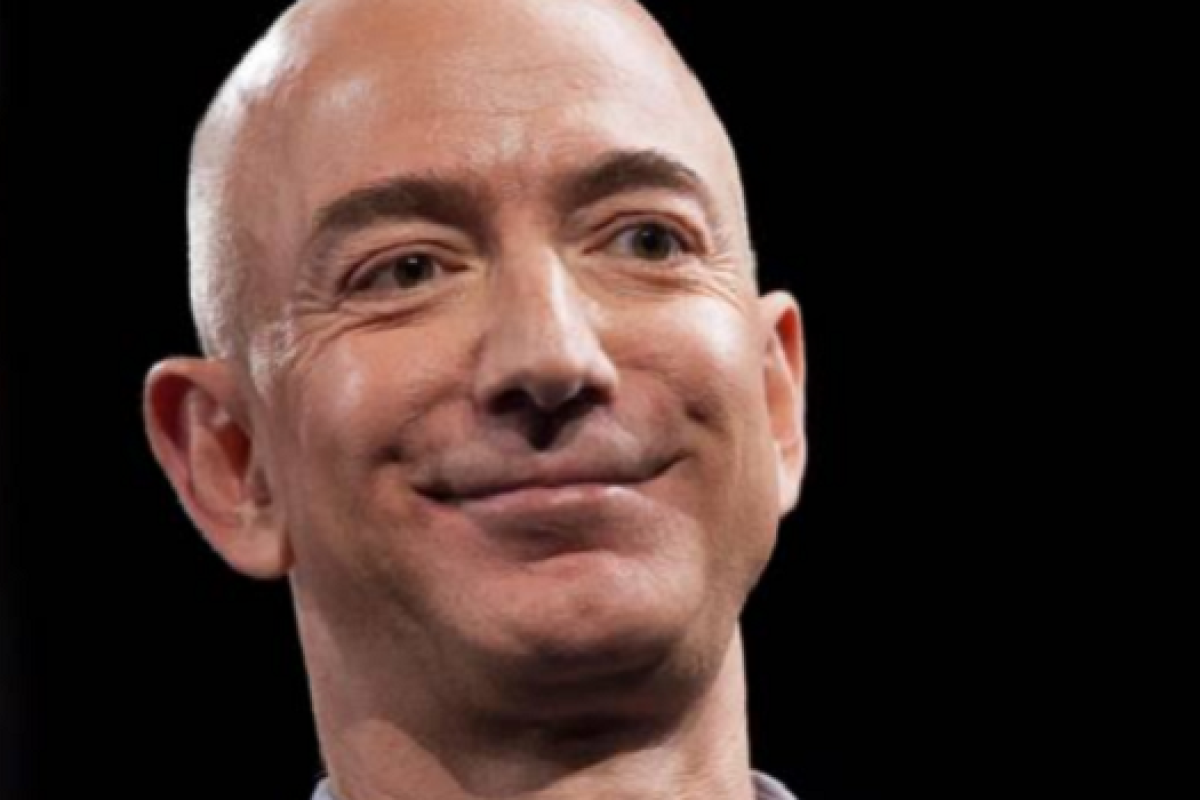 Назван самый богатый человек в современной истории Назван самый богатый человек в современной истории