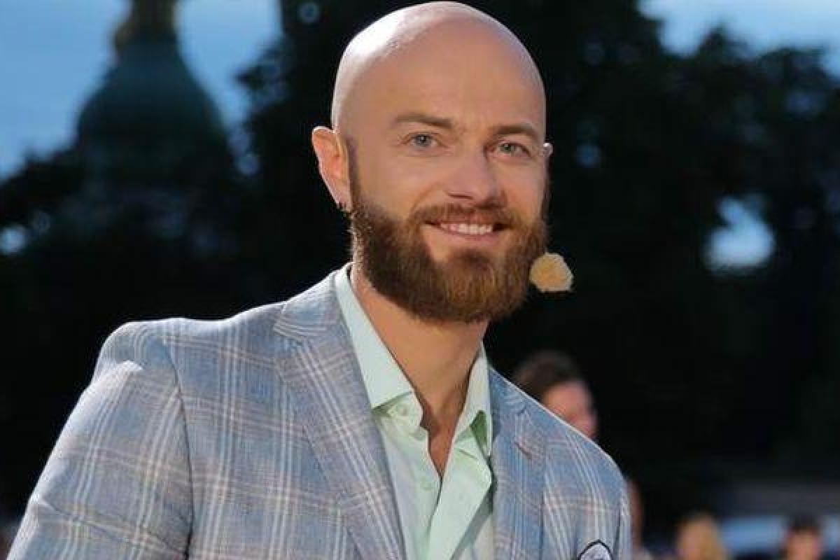 "Круче тебя анекдоты не рассказывает никто": Влад Яма мило поздравил свою бабушку "Круче тебя анекдоты не рассказывает никто": Влад Яма мило поздравил свою бабушку