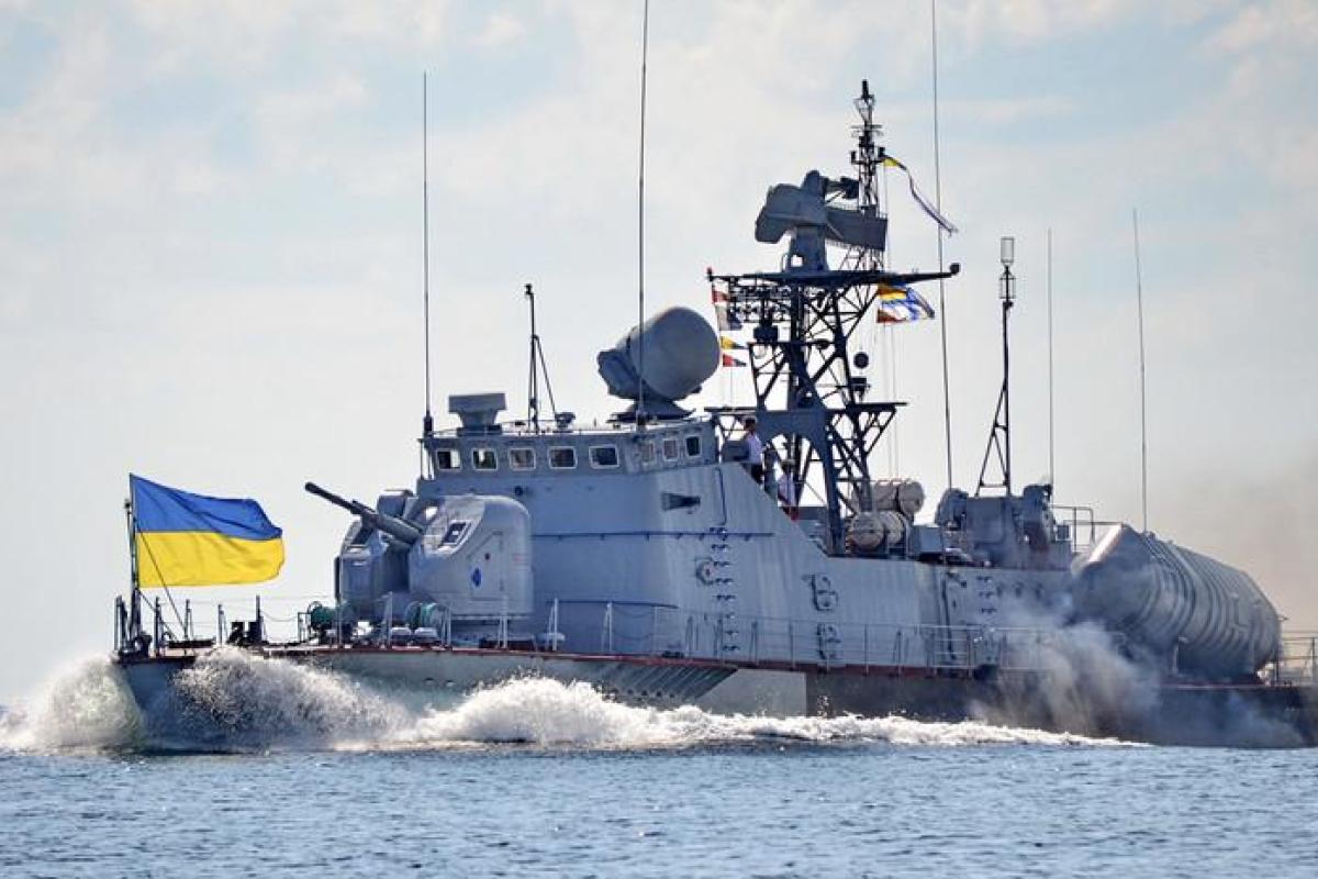 Украина обязана создать флот "москитного типа" в Азовском море, - военный эксперт Украина обязана создать флот "москитного типа" в Азовском море, - военный эксперт