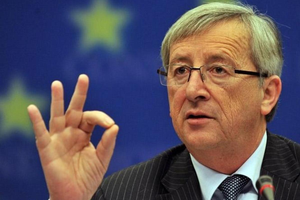 Председатель Еврокомиссии появился на саммите НАТО совершенно пьяным: видео Председатель Еврокомиссии появился на саммите НАТО совершенно пьяным: видео