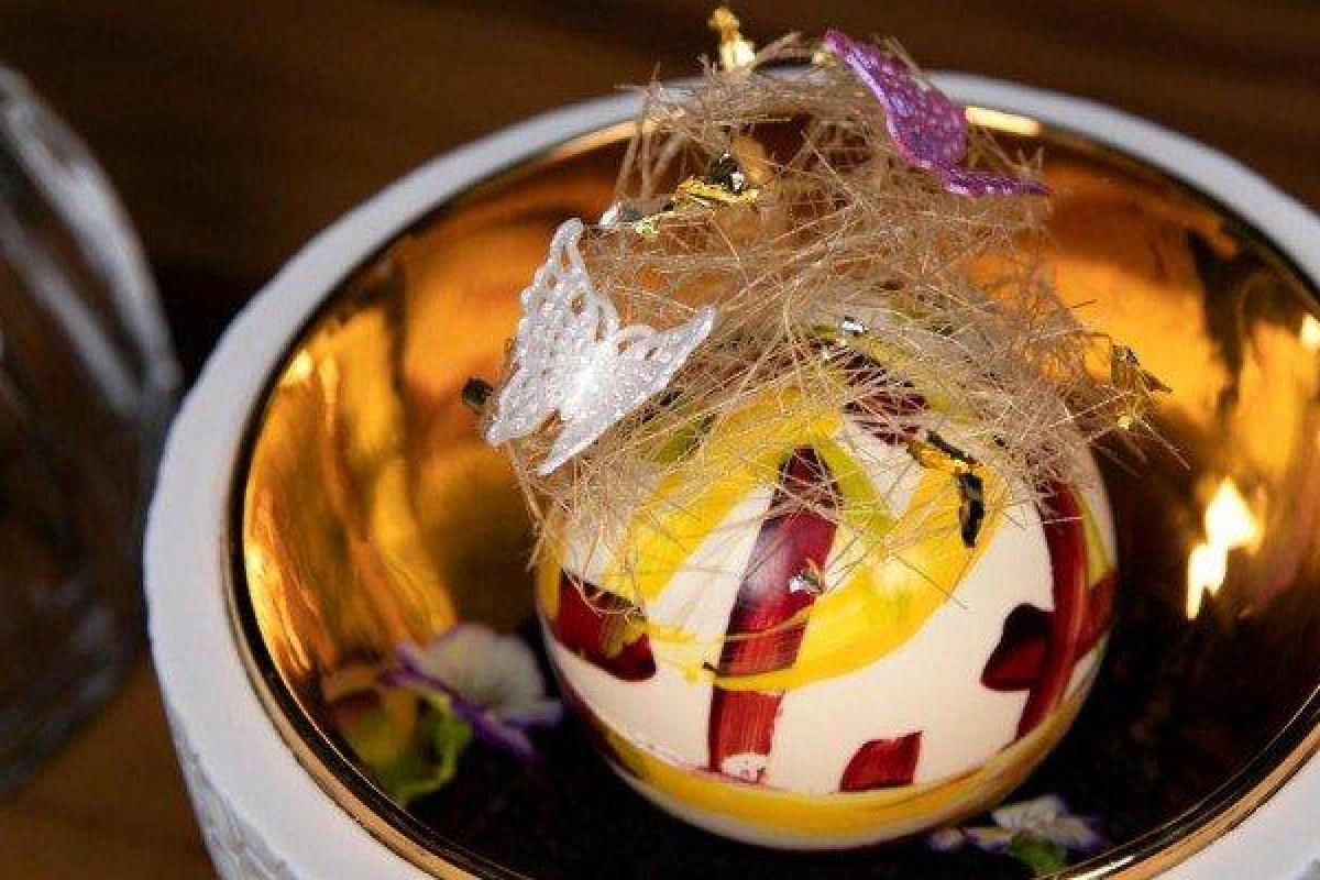 Драгоценный десерт: в Нью-Йорке продают мороженое за 1,5 тысячи долларов Драгоценный десерт: в Нью-Йорке продают мороженое за 1,5 тысячи долларов