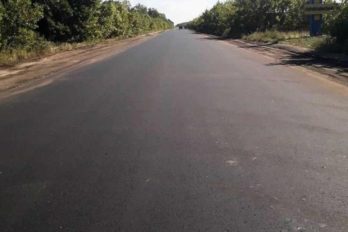 На Луганщине полностью отремонтирован участок автодороги между Попасной и Бахмутом На Луганщине полностью отремонтирован участок автодороги между Попасной и Бахмутом