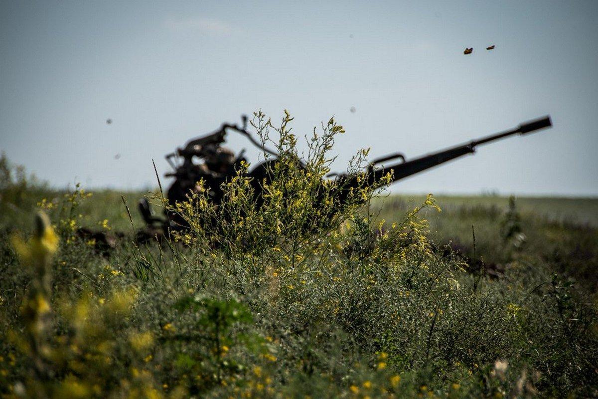 На Донбассе зафиксировано 6 обстрелов, есть потери