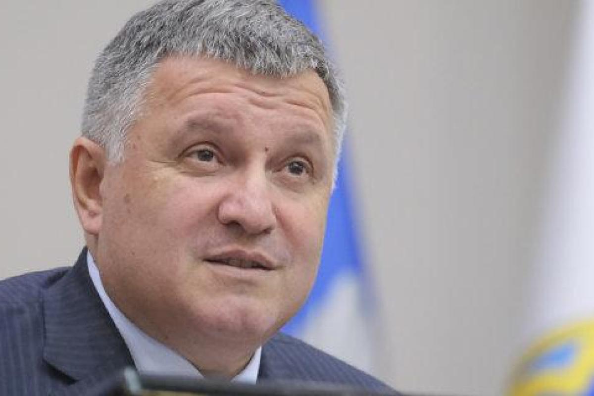 Арахамия: Аваков остается на посту под личную ответственность Зеленского Арахамия: Аваков остается на посту под личную ответственность Зеленского