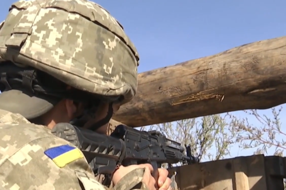 ООС: Боевики 5 раз обстреляли позиции ВСУ на Донбассе ООС: Боевики 5 раз обстреляли позиции ВСУ на Донбассе