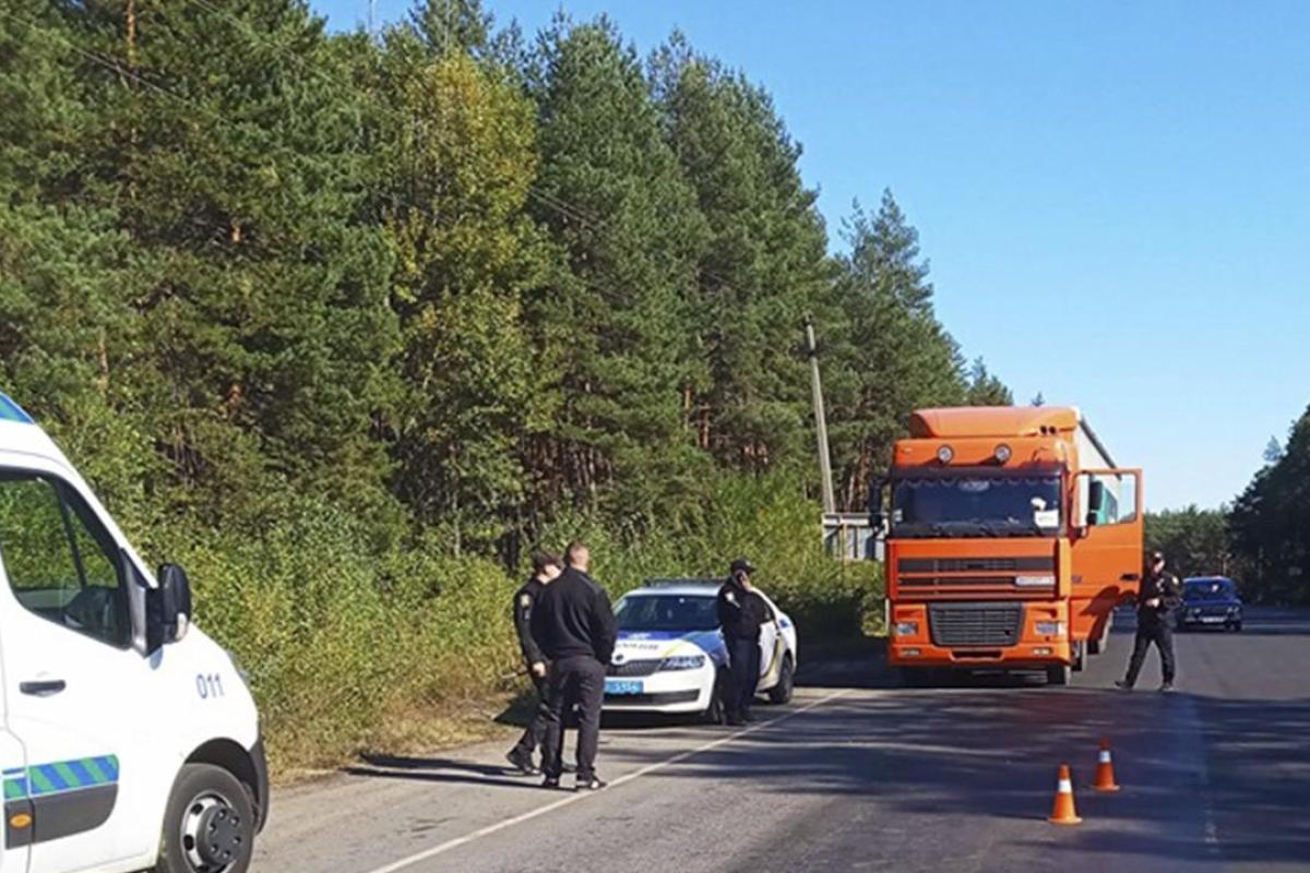 На Луганщине перевозчик заплатит 3700 евро за превышение веса авто На Луганщине перевозчик заплатит 3700 евро за превышение веса авто
