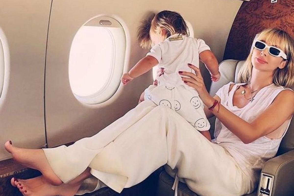 "Чуть скромнее надо": Лобода похвасталась роскошным образом жизни "Чуть скромнее надо": Лобода похвасталась роскошным образом жизни