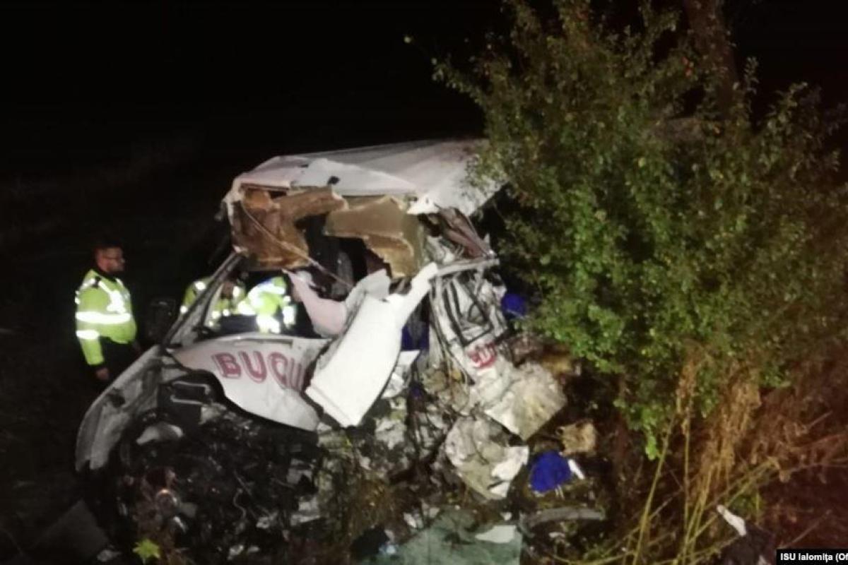 ДТП в Румынии: 10 человек погибли, еще семеро получили травмы ДТП в Румынии: 10 человек погибли, еще семеро получили травмы