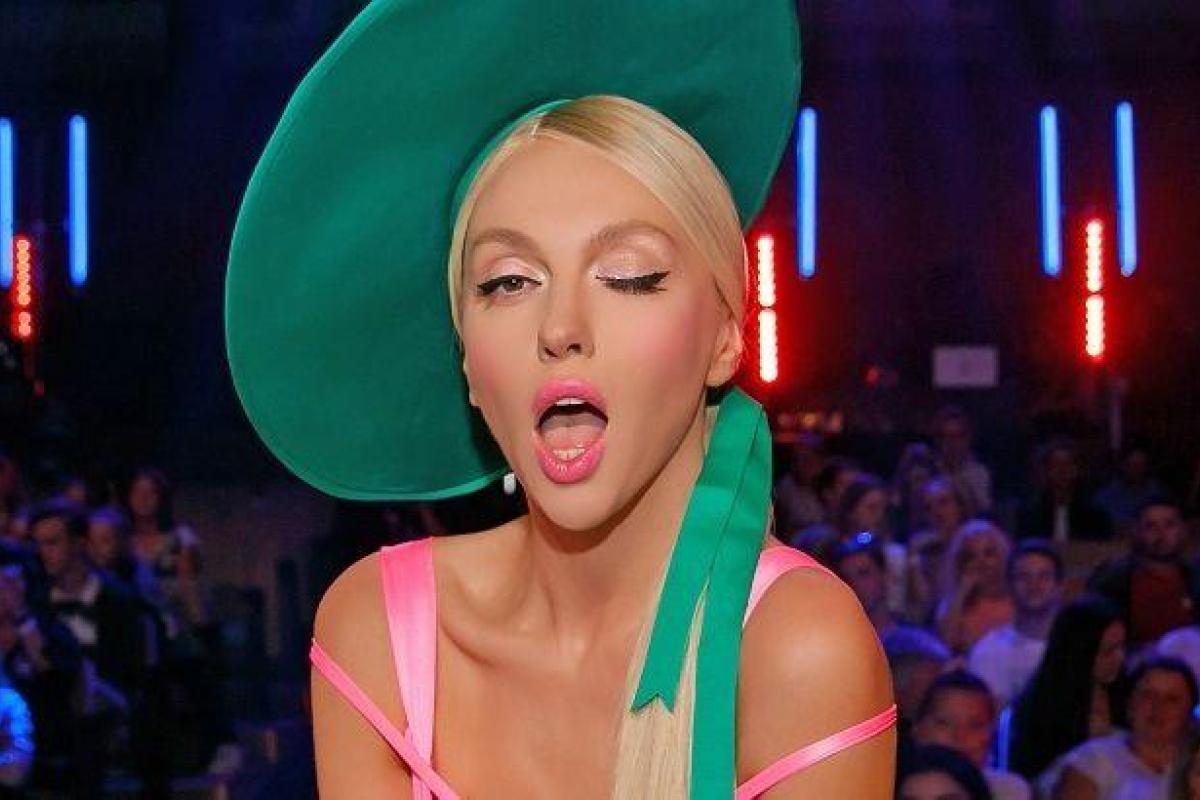 "Угомонись уже": Настя Каменских жестко поставила на место Олю Полякову "Угомонись уже": Настя Каменских жестко поставила на место Олю Полякову