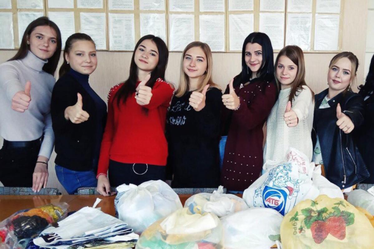 Стоп, кулек: жители Бахмута обменяли пластиковые пакеты на эко-сумки Стоп, кулек: жители Бахмута обменяли пластиковые пакеты на эко-сумки