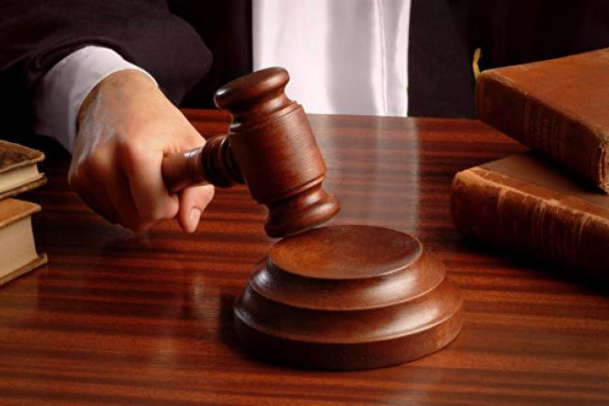 В Лисичанске приговорили вора-рецидивиста к 4 годам лишения свободы В Лисичанске приговорили вора-рецидивиста к 4 годам лишения свободы