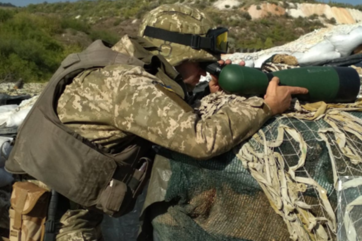 Ситуация в ООС: 7 обстрелов, 1 боец ВСУ получил боевые травмы