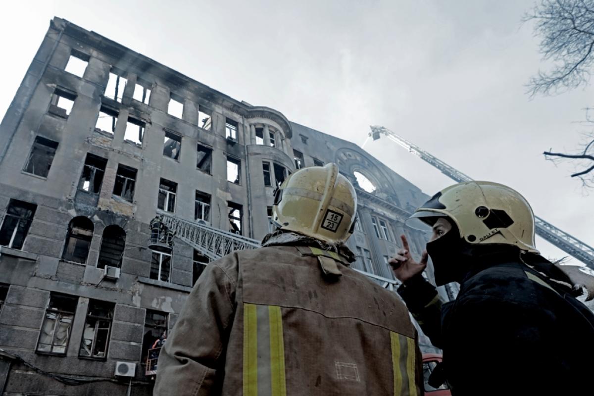 Спасатели нашли тело пятой жертвы пожара в Одессе Спасатели нашли тело пятой жертвы пожара в Одессе