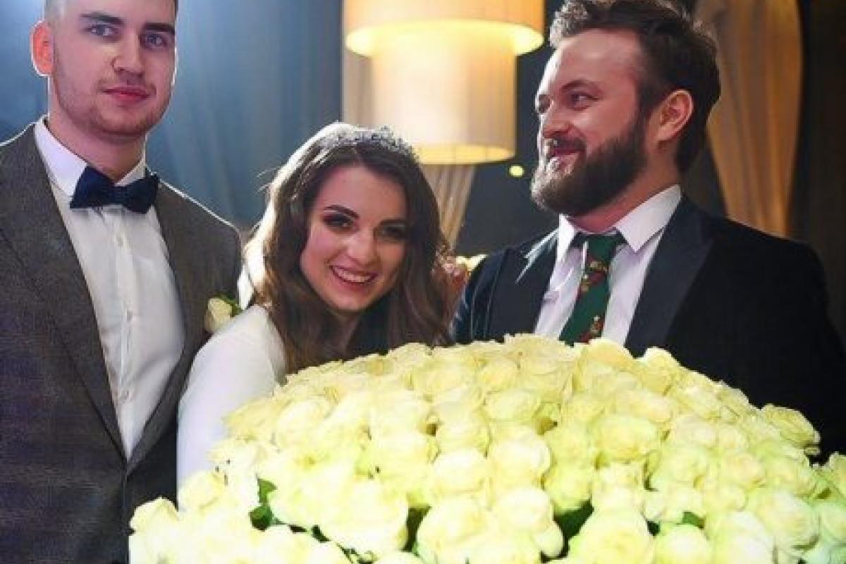 Единственная дочь Кузьмы Скрябина вышла замуж Единственная дочь Кузьмы Скрябина вышла замуж