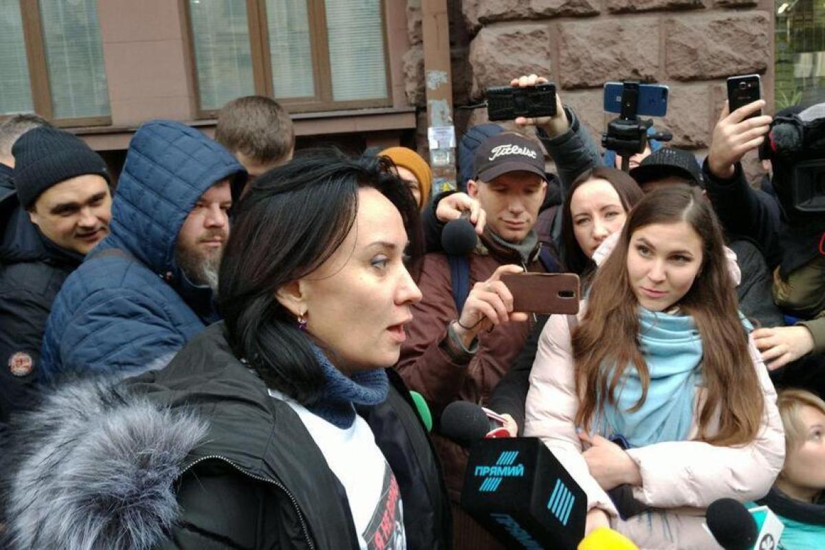 "Мы будем нападать!": Зверобой пригрозила ГБР перед допросом "Мы будем нападать!": Зверобой пригрозила ГБР перед допросом