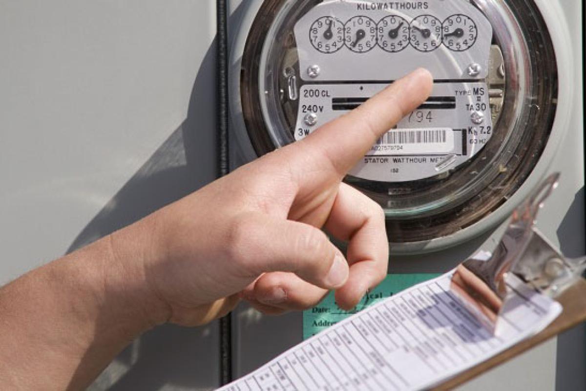 На Луганщине стали еще активнее воровать электричество: в ЛЭО назвали сумму ущерба