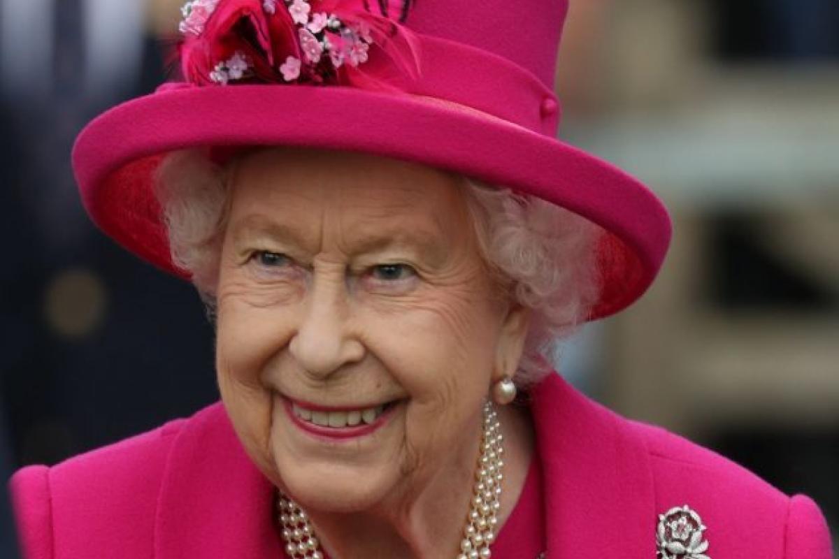 Великобритания выходит из ЕС: Елизавета II подписала закон о Brexit