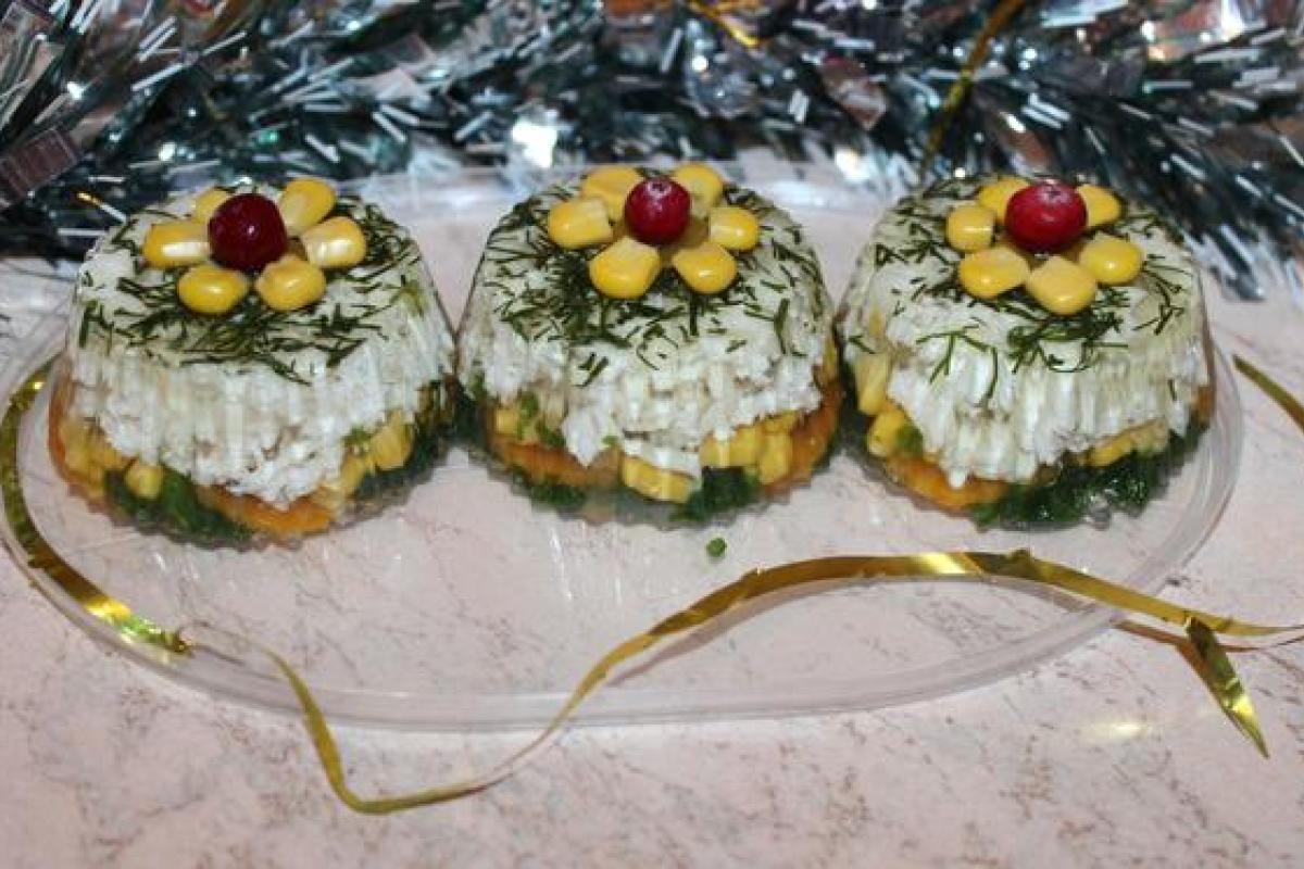 Заливное "Новогоднее": вкусное и красивое блюдо для новогоднего стола Заливное "Новогоднее": вкусное и красивое блюдо для новогоднего стола