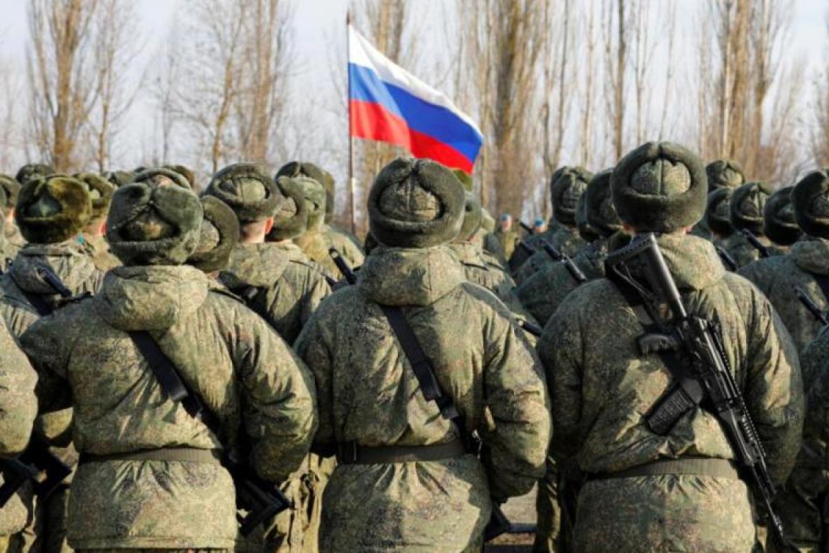 Агитируют "казаков" и безработных: в России идет скрытая мобилизация