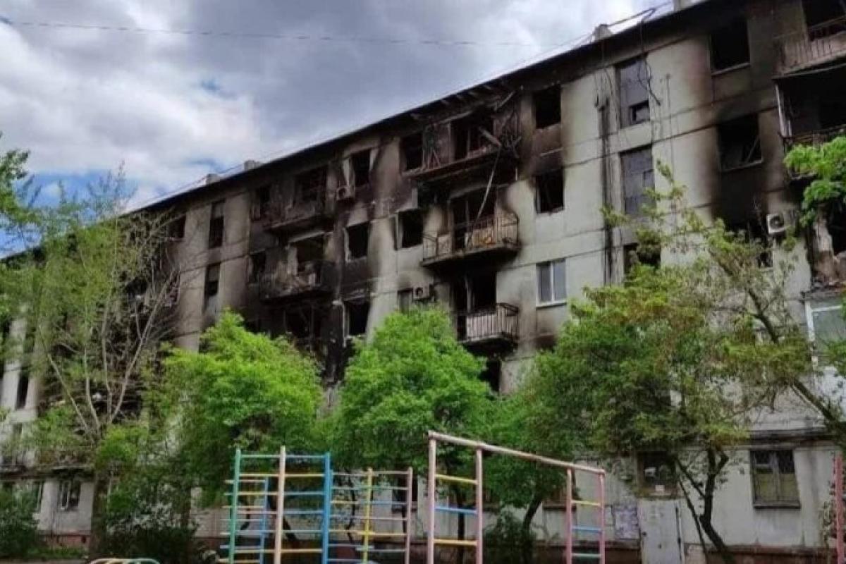 "Обстановка дуже важка": Власенко поінформував про ситуацію у Сєвєродонецькій громаді "Обстановка дуже важка": Власенко поінформував про ситуацію у Сєвєродонецькій громаді