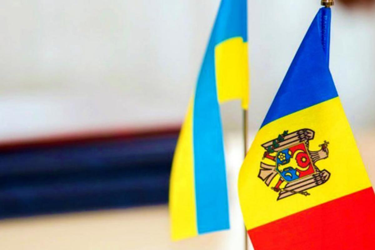 Україна та Молдова мають скоординувати відповідь на "спільні загрози" з боку Росії, - Зеленський Україна та Молдова мають скоординувати відповідь на "спільні загрози" з боку Росії, - Зеленський