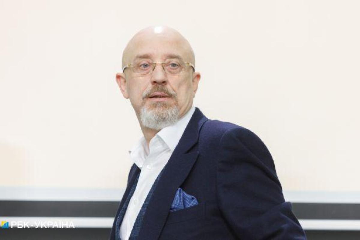 Резников объяснил, как нужно ответить на ракетные обстрелы Резников объяснил, как нужно ответить на ракетные обстрелы