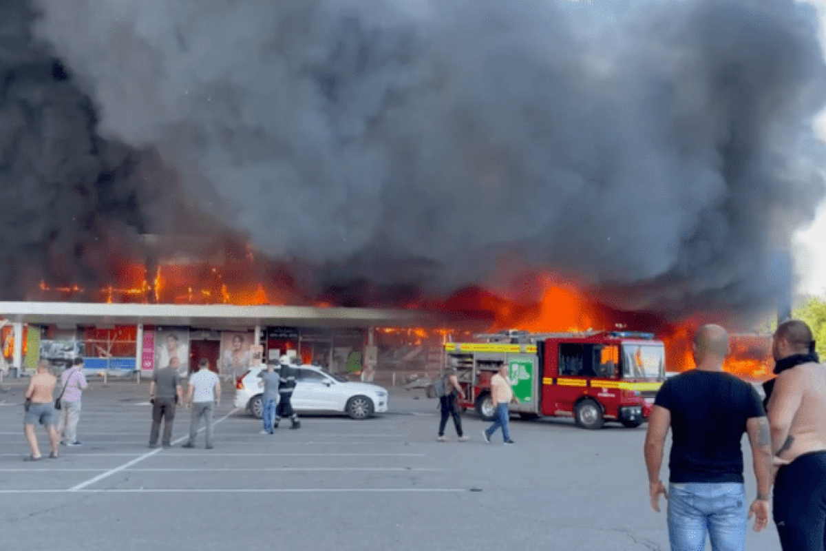 Теракт в Кременчуге показывает "глубину" путинской "жестокости и варварства", - Джонсон