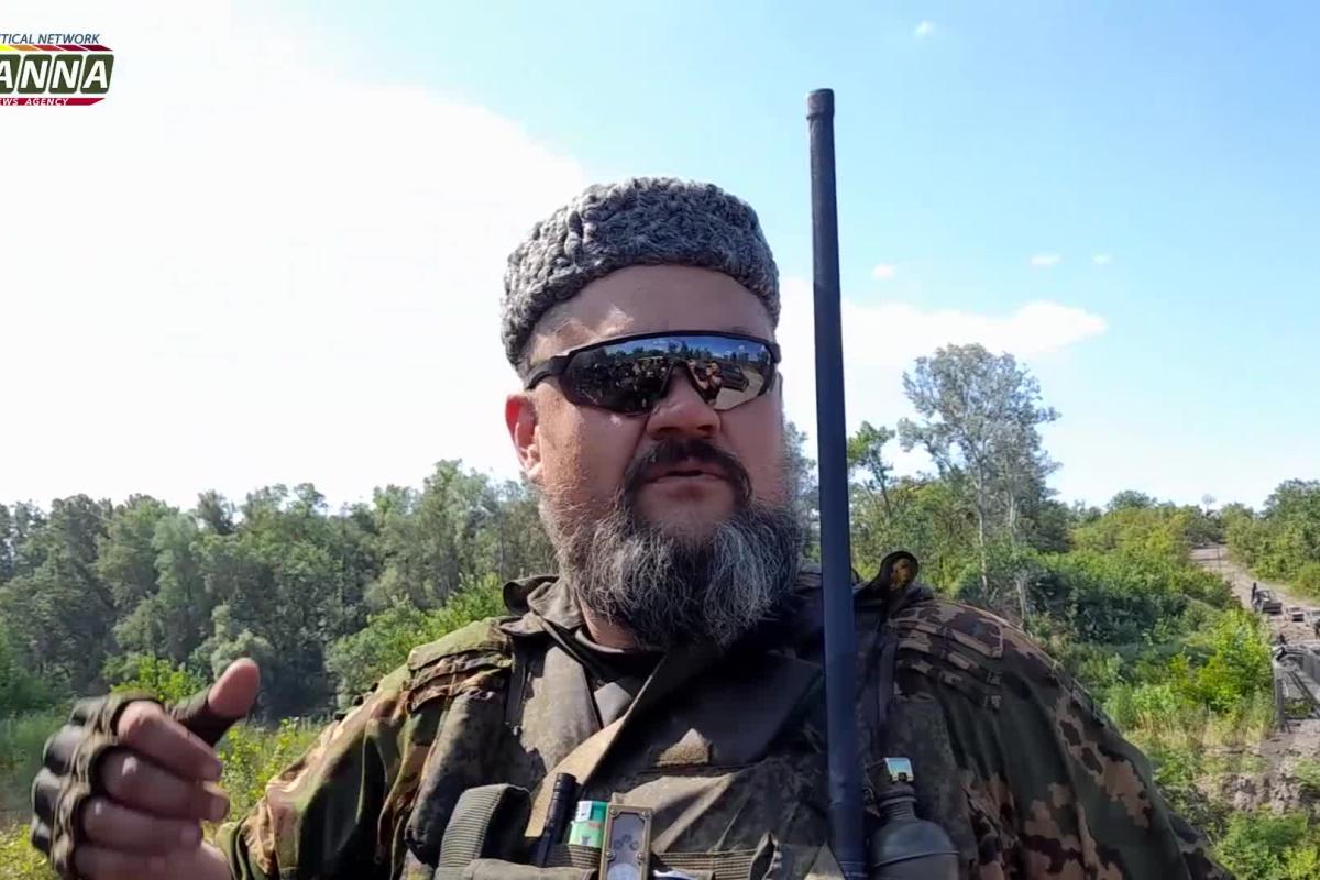 "Побачив привида?": У Лисичанську командири окупантів воюють з парканами "Побачив привида?": У Лисичанську командири окупантів воюють з парканами