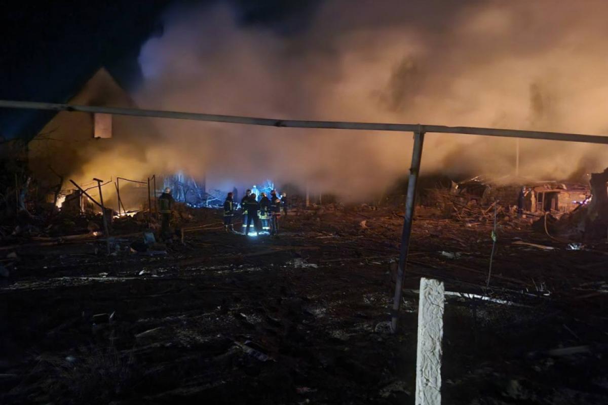 Росіяни випустили по Одеській області 7 ракет: зруйновано приватні будинки, поранено людей Росіяни випустили по Одеській області 7 ракет: зруйновано приватні будинки, поранено людей