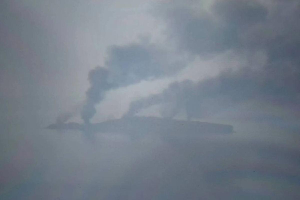 ЗСУ вночі завдали ракетних ударів по Зміїному - росіяни біжать, - ОК "Південь" ЗСУ вночі завдали ракетних ударів по Зміїному - росіяни біжать, - ОК "Південь"