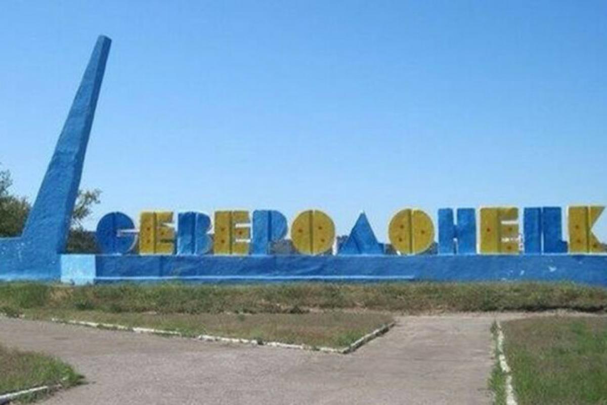 "Полностью выгорел и разбит": Как сейчас выглядит северодонецкий ТЦ "Кристалл" изнутри