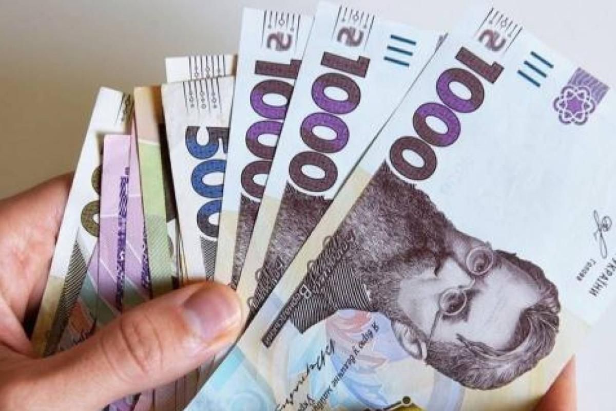 Выплаты для ВПЛ: какие изменения ждут украинцев с 1 августа Выплаты для ВПЛ: какие изменения ждут украинцев с 1 августа