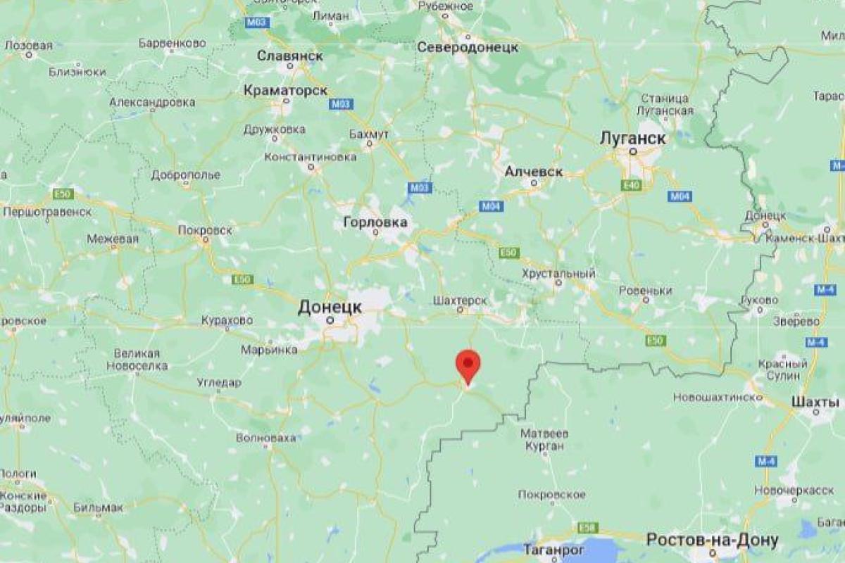 "Заграва помітна за кілька кілометрів": В Амвросіївці горить база окупантів "Заграва помітна за кілька кілометрів": В Амвросіївці горить база окупантів