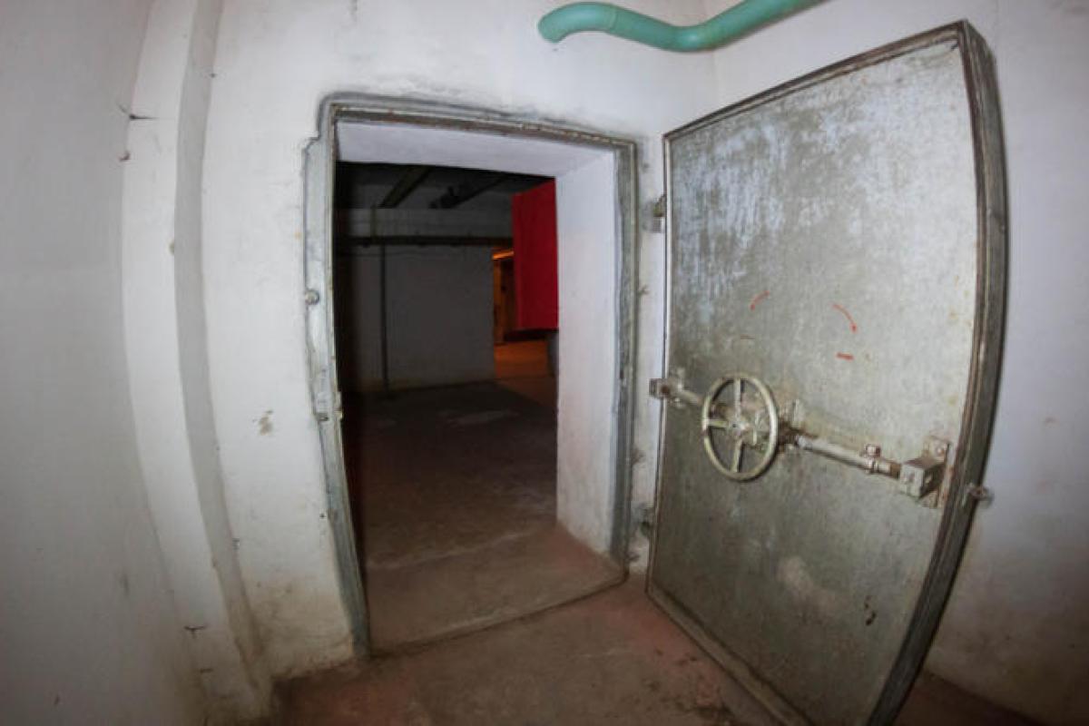 Зеленский подписал законопроект о бомбоубежищах в каждой новостройке