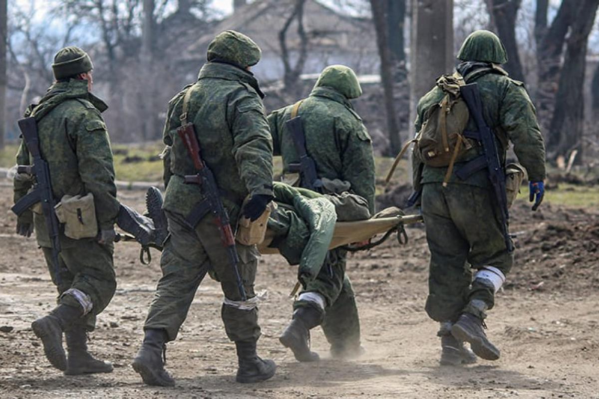 На Луганщині під військові шпиталі терміново перепрофілюють цивільні медустанови На Луганщині під військові шпиталі терміново перепрофілюють цивільні медустанови