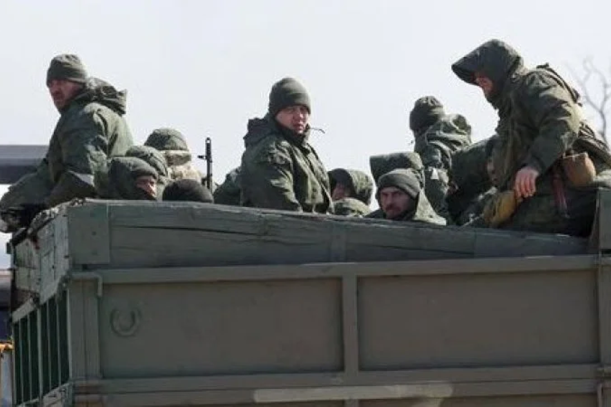 Жителі Сватового налякані, окупанти ховають свою техніку біля житлових будинків