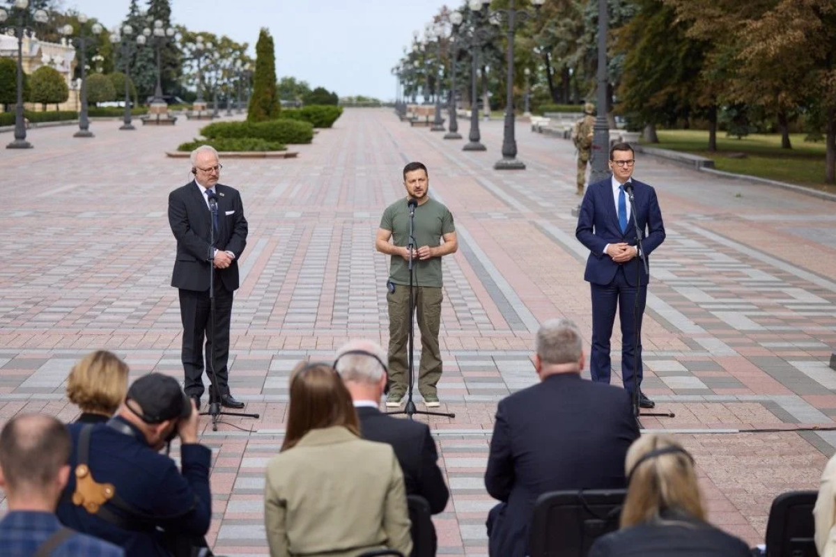 Украина и Польша создадут военный хаб: обговорены цели и задачи Украина и Польша создадут военный хаб: обговорены цели и задачи