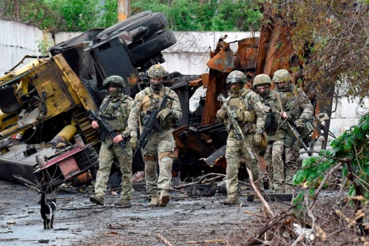 "Багато полонених! Допоможіть!": Окупанти у Кремінній на Луганщині б'ють на сполох "Багато полонених! Допоможіть!": Окупанти у Кремінній на Луганщині б'ють на сполох