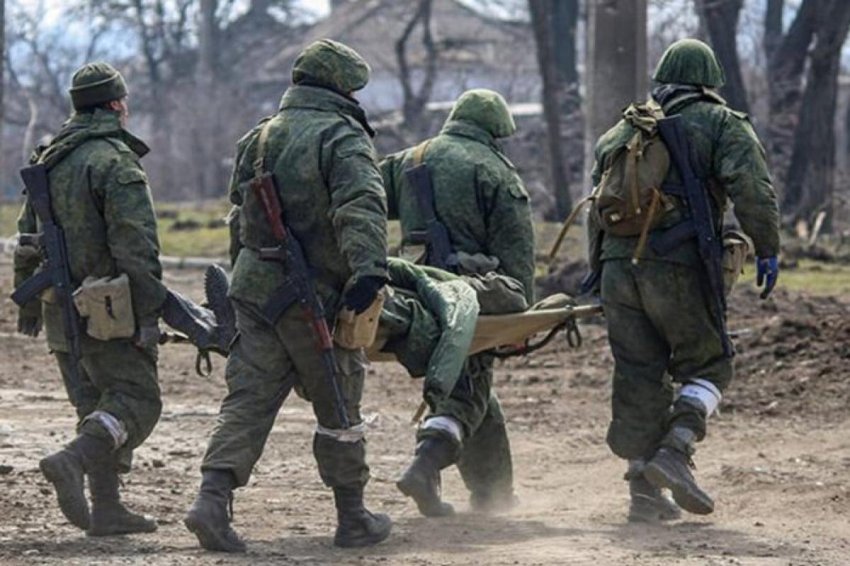 "Вони не знають, як себе вберегти, тисячі 300-х": Лікарні переповнені окупантами по всій Луганщині