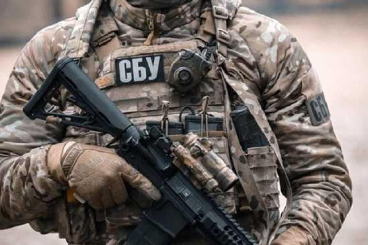 Передавав окупантам дані про позиції ЗСУ: мешканця Лисичанська засудили на 8 років Передавав окупантам дані про позиції ЗСУ: мешканця Лисичанська засудили на 8 років