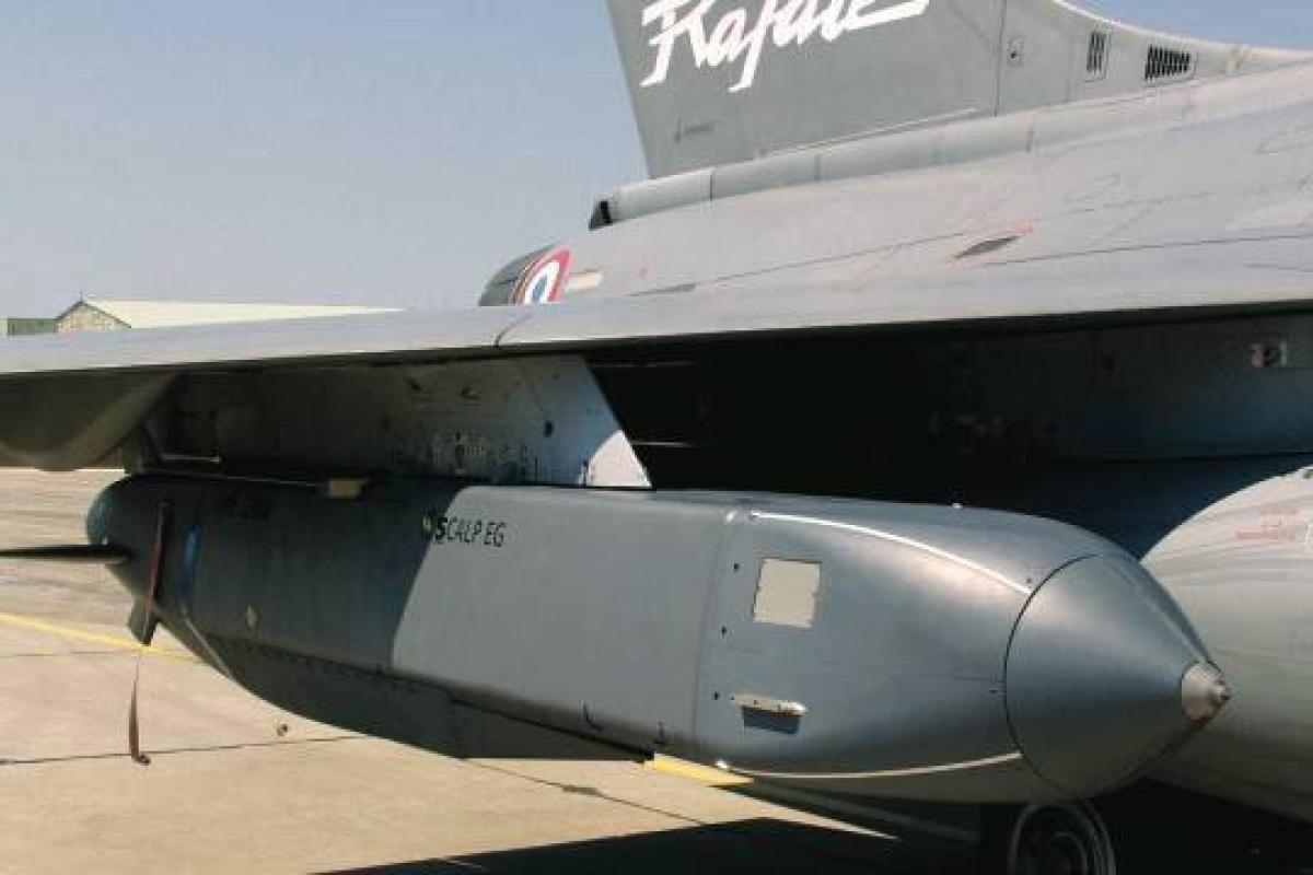 Польща допоможе Україні адаптувати бомбардувальники Су-24 для перенесення ракет-невидимок великої дальності Польща допоможе Україні адаптувати бомбардувальники Су-24 для перенесення ракет-невидимок великої дальності