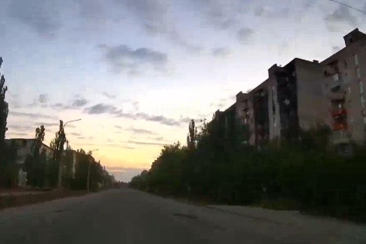"Мій дім чорний, як привид": У мережі показали, як виглядає Сєвєродонецьк вранці "Мій дім чорний, як привид": У мережі показали, як виглядає Сєвєродонецьк вранці