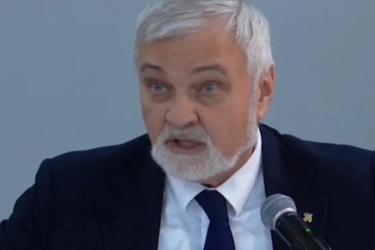 "Кременная - это другая история": губернатор РФ сообщил, что 6 раз увернулся от HIMARS "Кременная - это другая история": губернатор РФ сообщил, что 6 раз увернулся от HIMARS