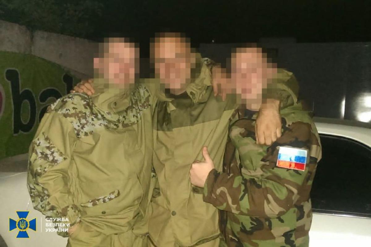 СБУ задержала помощника "министра МВД ЛНР", который захватывал здание луганского управления СБУ СБУ задержала помощника "министра МВД ЛНР", который захватывал здание луганского управления СБУ