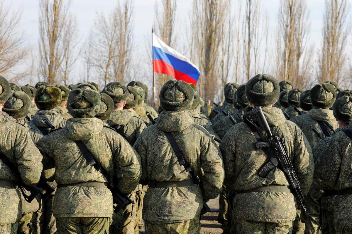 Росія вже використовує стратегічний запас щодо деяких видів озброєння, - ГУР Росія вже використовує стратегічний запас щодо деяких видів озброєння, - ГУР